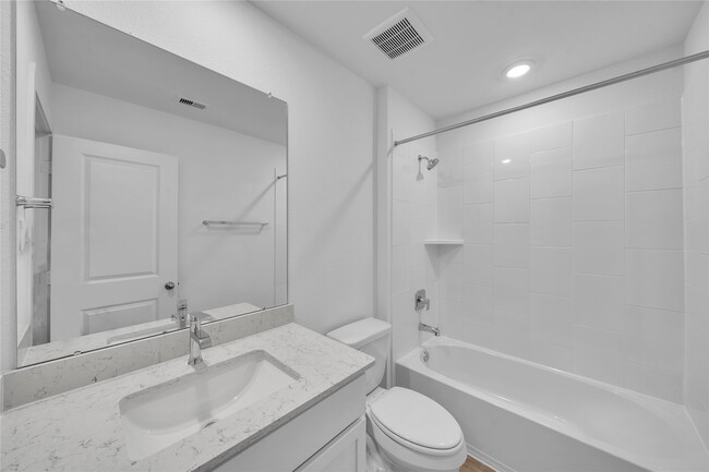 Building Photo - 30715 Wicklow Gdns Dr