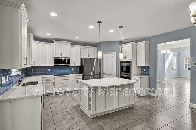 Building Photo - 12436 Jovana Rd