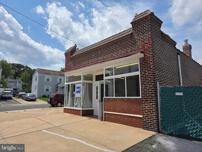 Building Photo - 1125 Prospect St