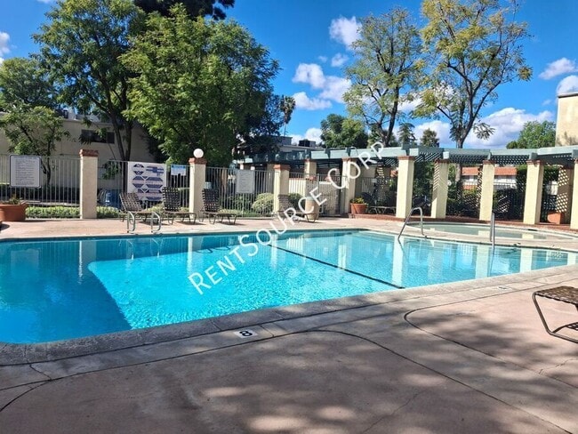 Building Photo - 5700 Etiwanda Ave