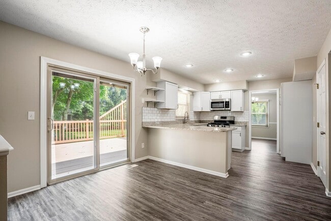 Building Photo - 7652 Cashel Ct