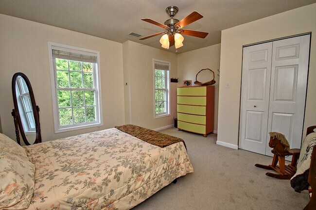 Building Photo - 134 Chapel Harbor Dr