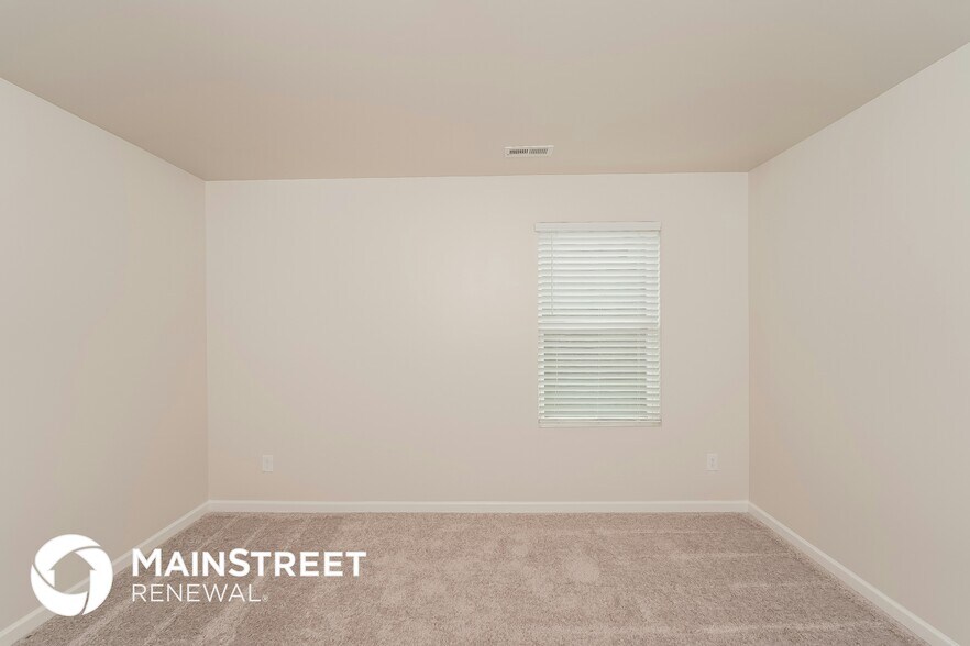 Building Photo - 22966 Downing Park Cir