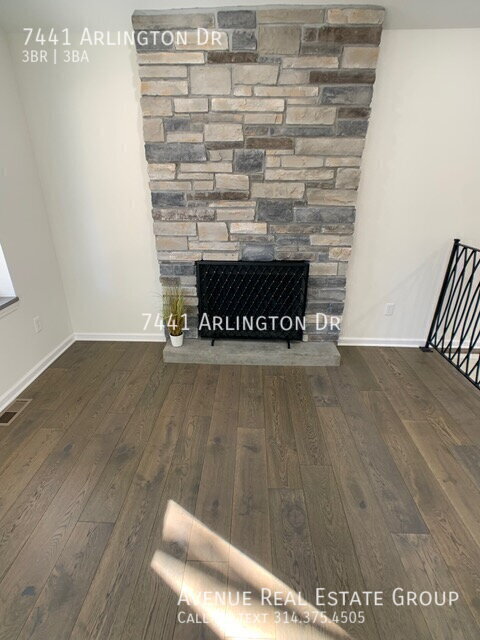 Building Photo - 7441 Arlington Dr