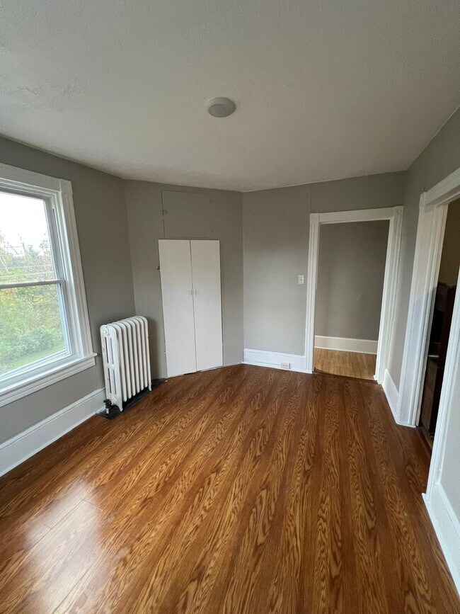 Building Photo - 501 Rugby Rd