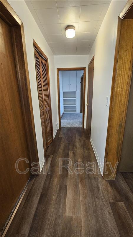 Building Photo - 12019 E Valleyway Ave