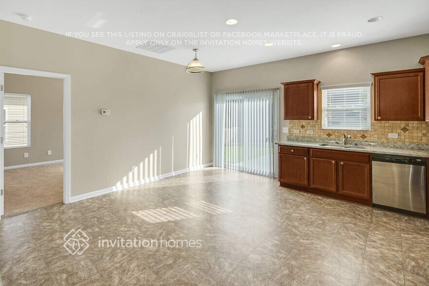 Building Photo - 13737 Porter Creek Rd