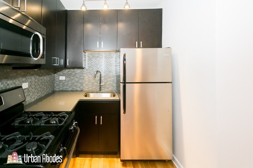 Building Photo - 2410 S Kedzie Ave