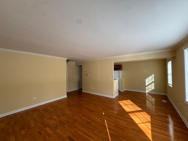 Building Photo - 460 N Lake Shore Dr