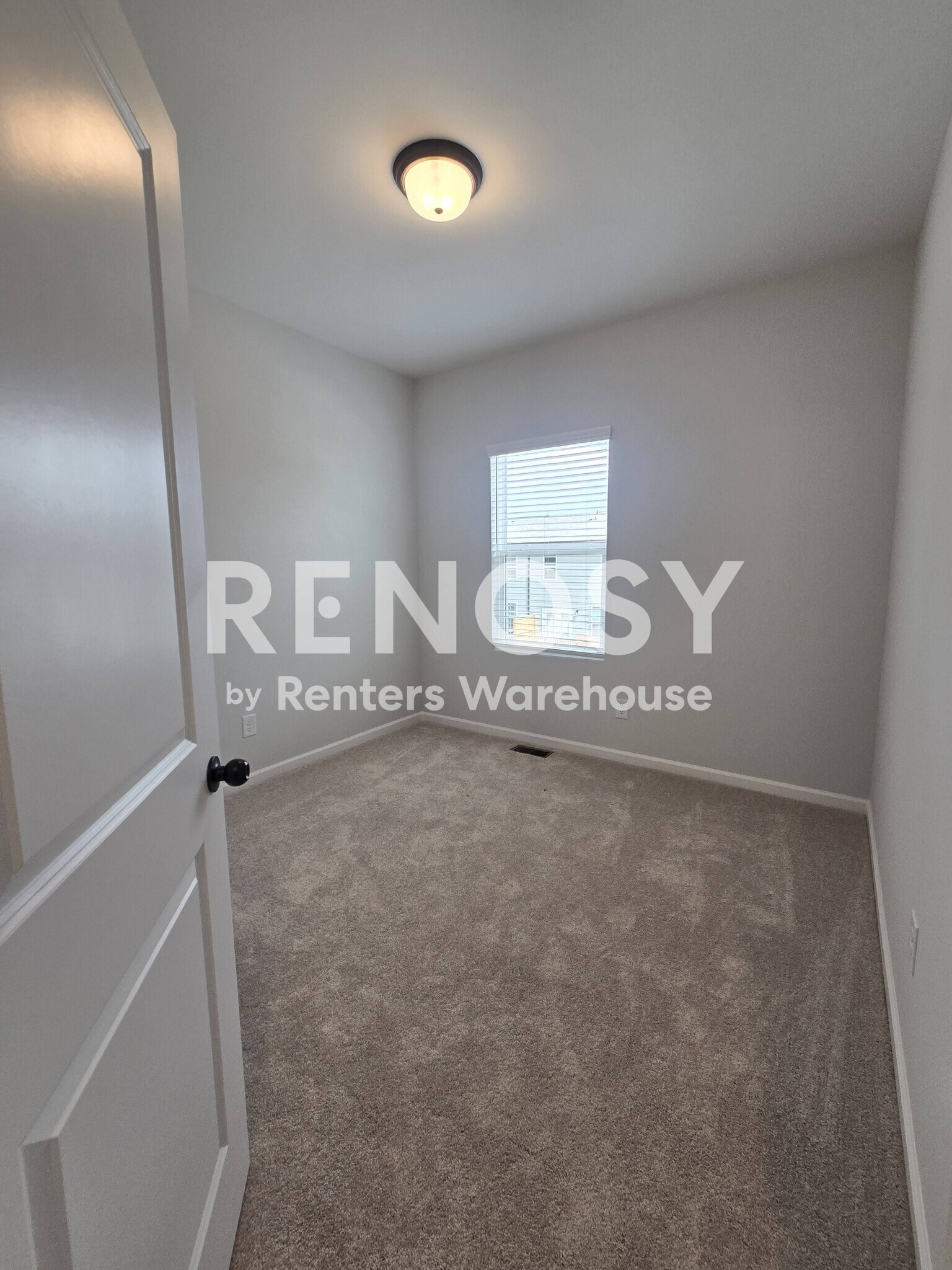 Building Photo - 2907 Beaconwood Ct
