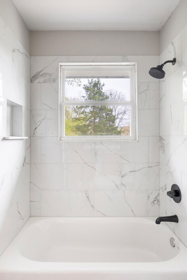 Building Photo - 5403 Kimbro St