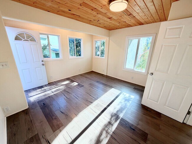 Building Photo - Extensively Remodeled Mount Washington Home with Expansive Deck, Bonus Flex Space & Architectural...