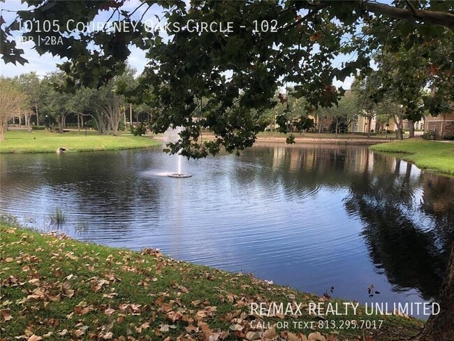 Building Photo - 10105 Courtney Oaks Cir