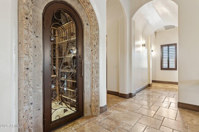 Building Photo - 8520 E Via Montoya