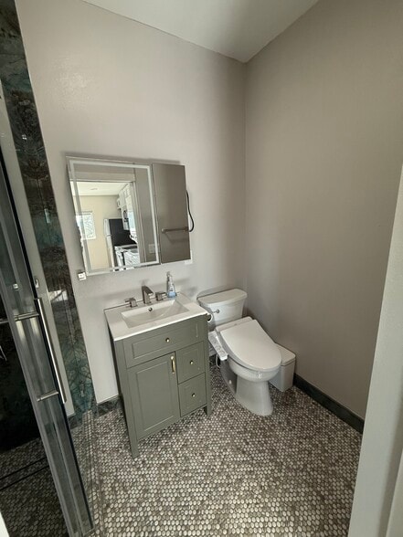 Building Photo - 6682 Maury Dr