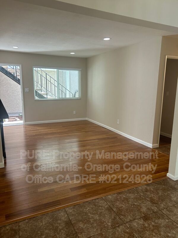 Building Photo - 208 19th St