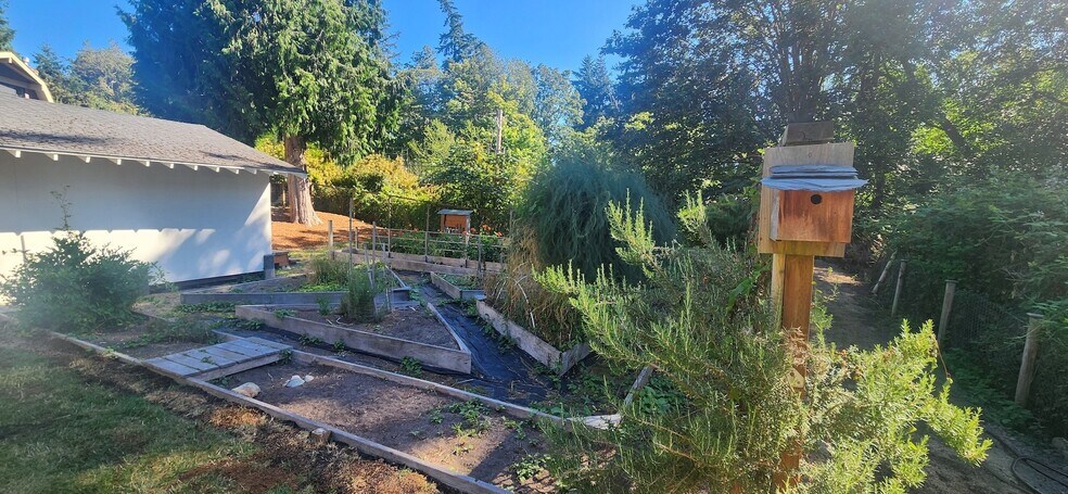 Building Photo - 8113 Sand Dollar Ln