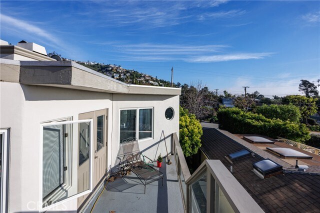 Building Photo - 548 Agate St