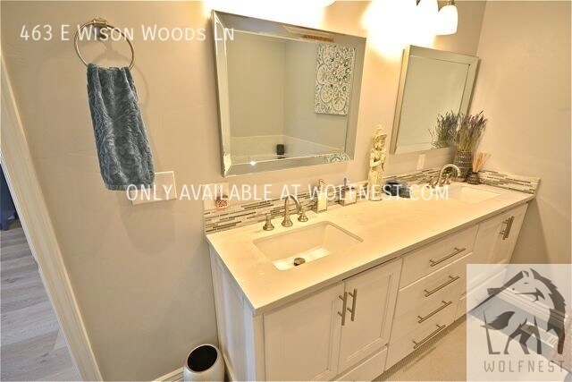 Building Photo - Stunning 6 Bedroom Fort Union Home! No Dep...