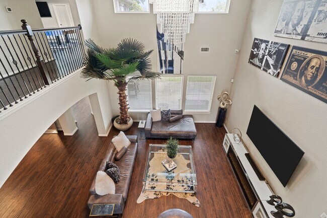 Building Photo - 4502 Creek Point Ln