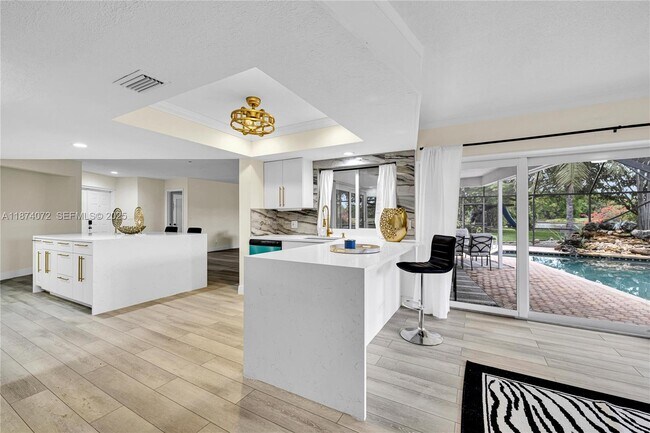 Building Photo - 5706 Guava Dr