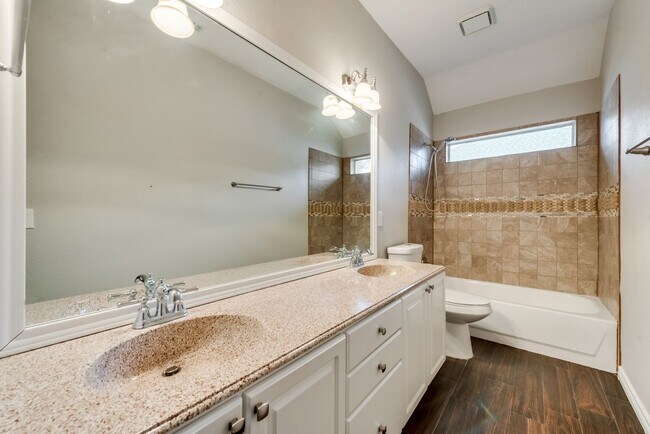 Building Photo - Beautiful custom Richardson Home!  Plano ISD