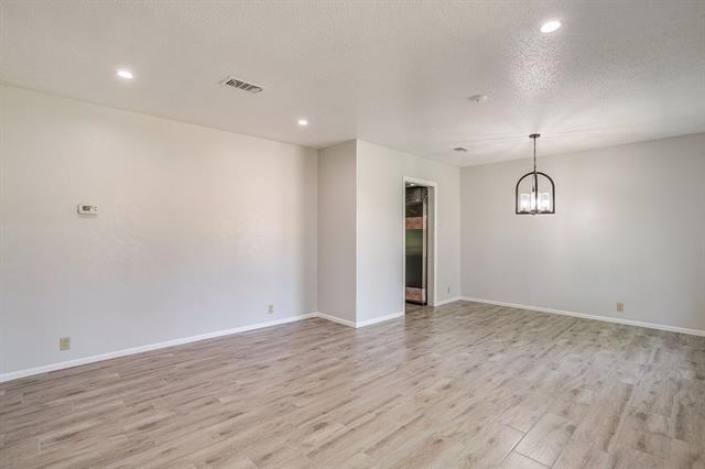 Building Photo - 1225 Crestwood Dr