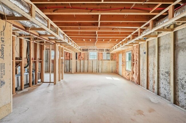 Building Photo - 1600 Spring Arbor Ct