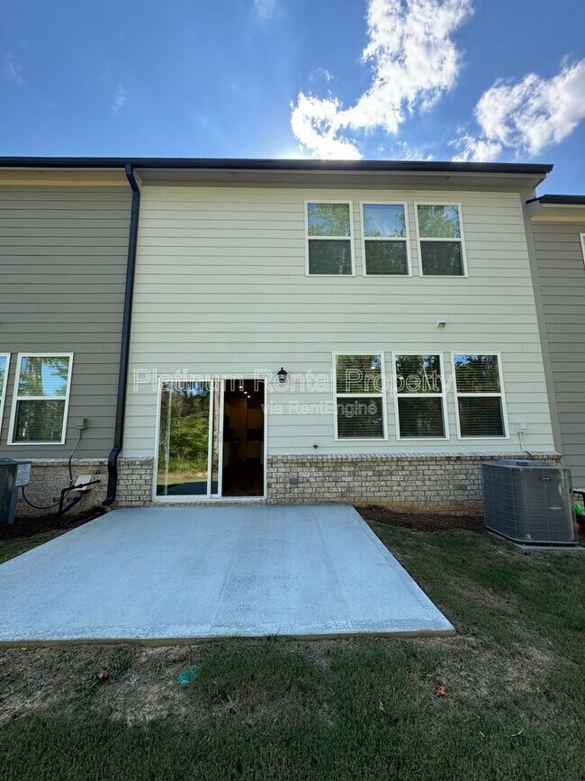 Building Photo - 2805 Habibi Ct