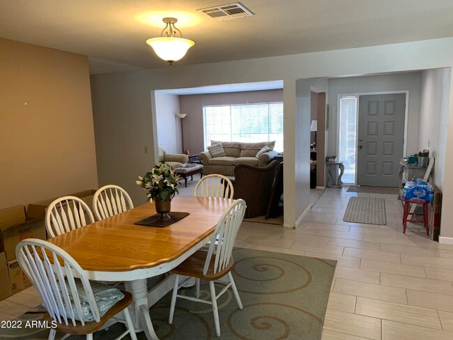 Building Photo - 1832 E Hermosa Dr
