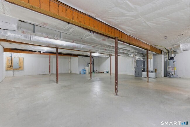 Building Photo - 5 Pierson Green