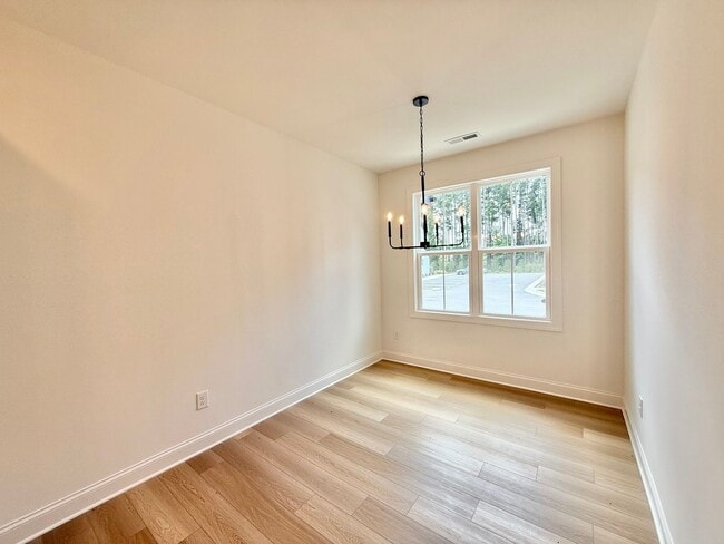 Building Photo - Newly Built 4BD, 3.5BA Northeast Raleigh T...