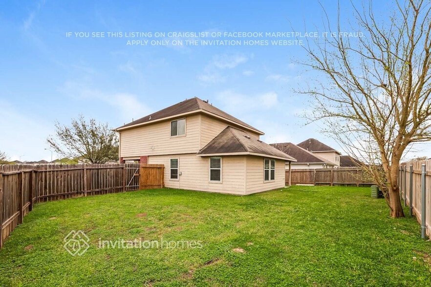 Building Photo - 12631 Lady Slipper Rd