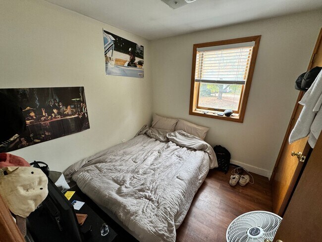 Building Photo - 310 Belchertown Rd