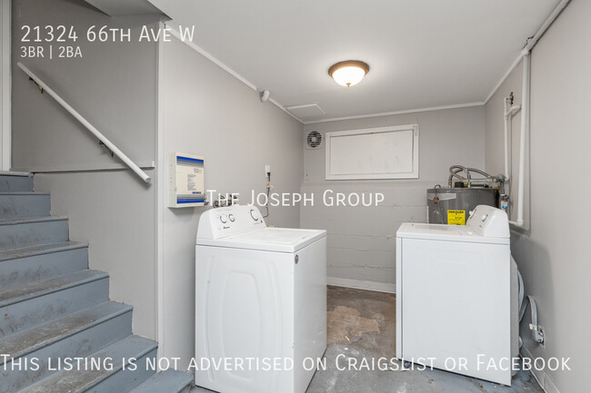 Building Photo - 21324 66th Ave W