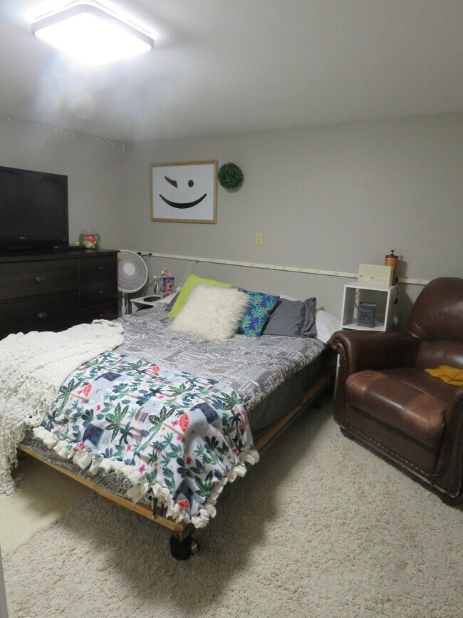 Building Photo - 1416 13th St S