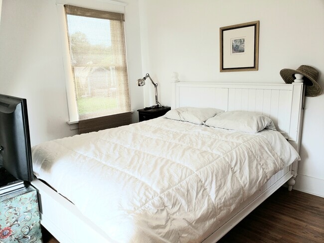 Building Photo - 243 Manomet Point Rd