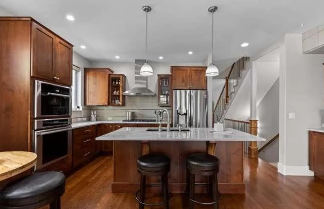 Building Photo - 965 S Clarkson St