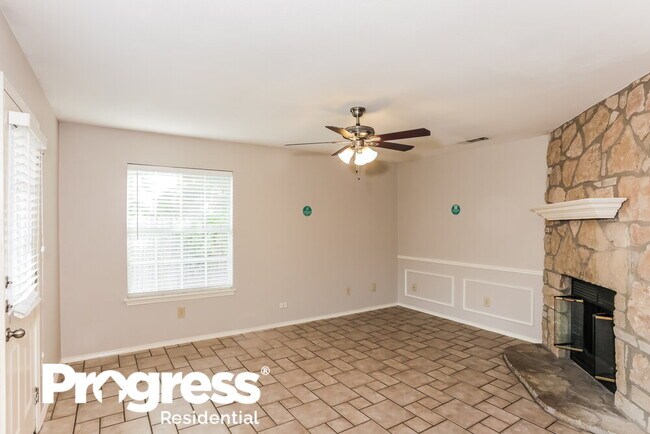 Building Photo - 1108 Cherrytree Dr