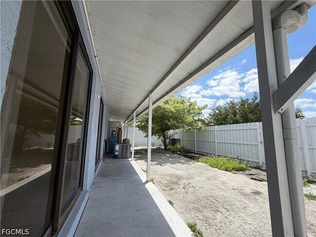 Building Photo - 4515 Douglas Ln