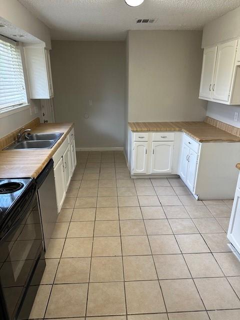 Building Photo - 23711 Farm Hill Dr