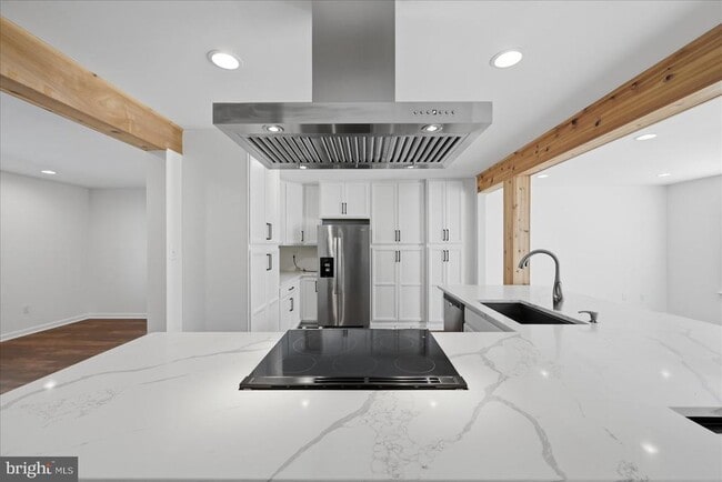 Building Photo - 1975 Cidermill Ln