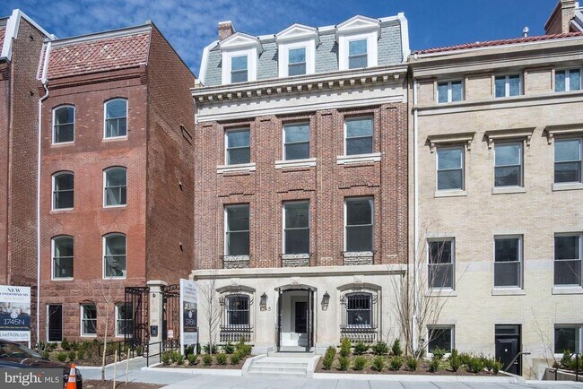 Building Photo - 1745 N St NW