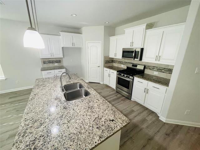 Building Photo - 9109 Stormcrow Dr