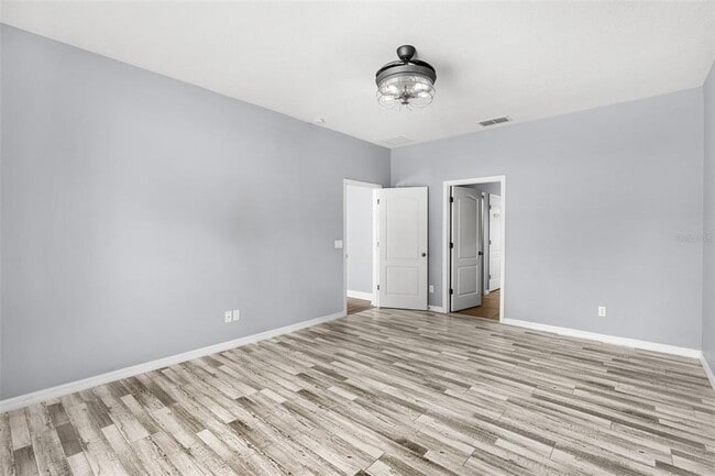 Building Photo - 11616 Thacker Dr