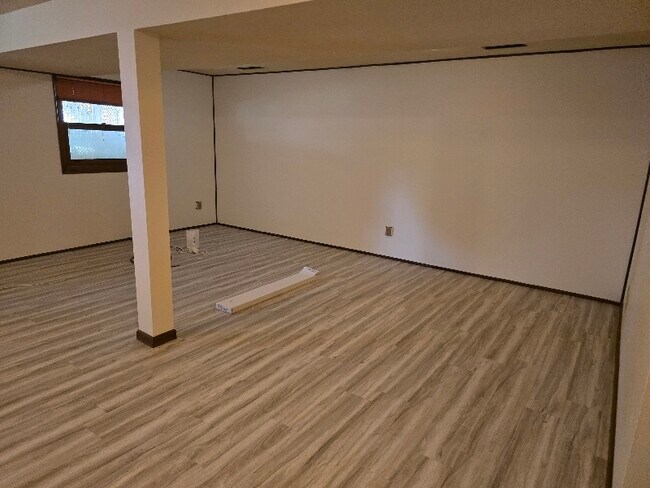 Building Photo - 2111 Palmer Cir