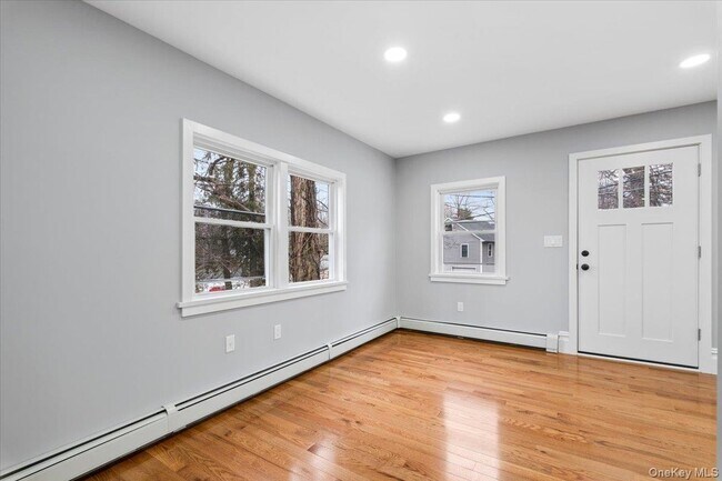 Building Photo - 66 Secor Rd