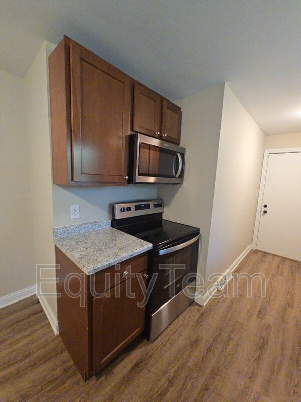 Building Photo - 3521 Mary Ann Dr