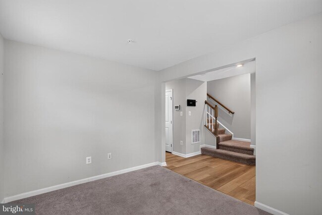 Building Photo - 151 Seldovia Dr