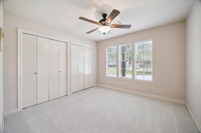 Building Photo - 23906 Northcrest Dr